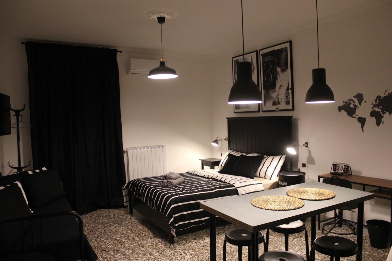 Wanderlust B And B Lecce Exterior foto